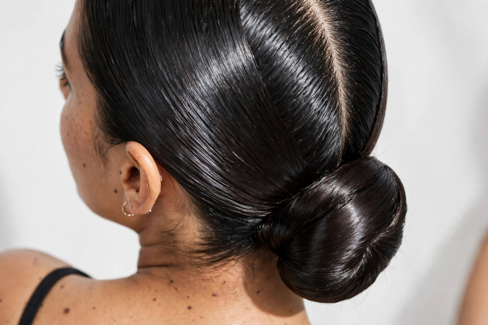 20 Low Buns for Effortless Elegance hairstyle idea